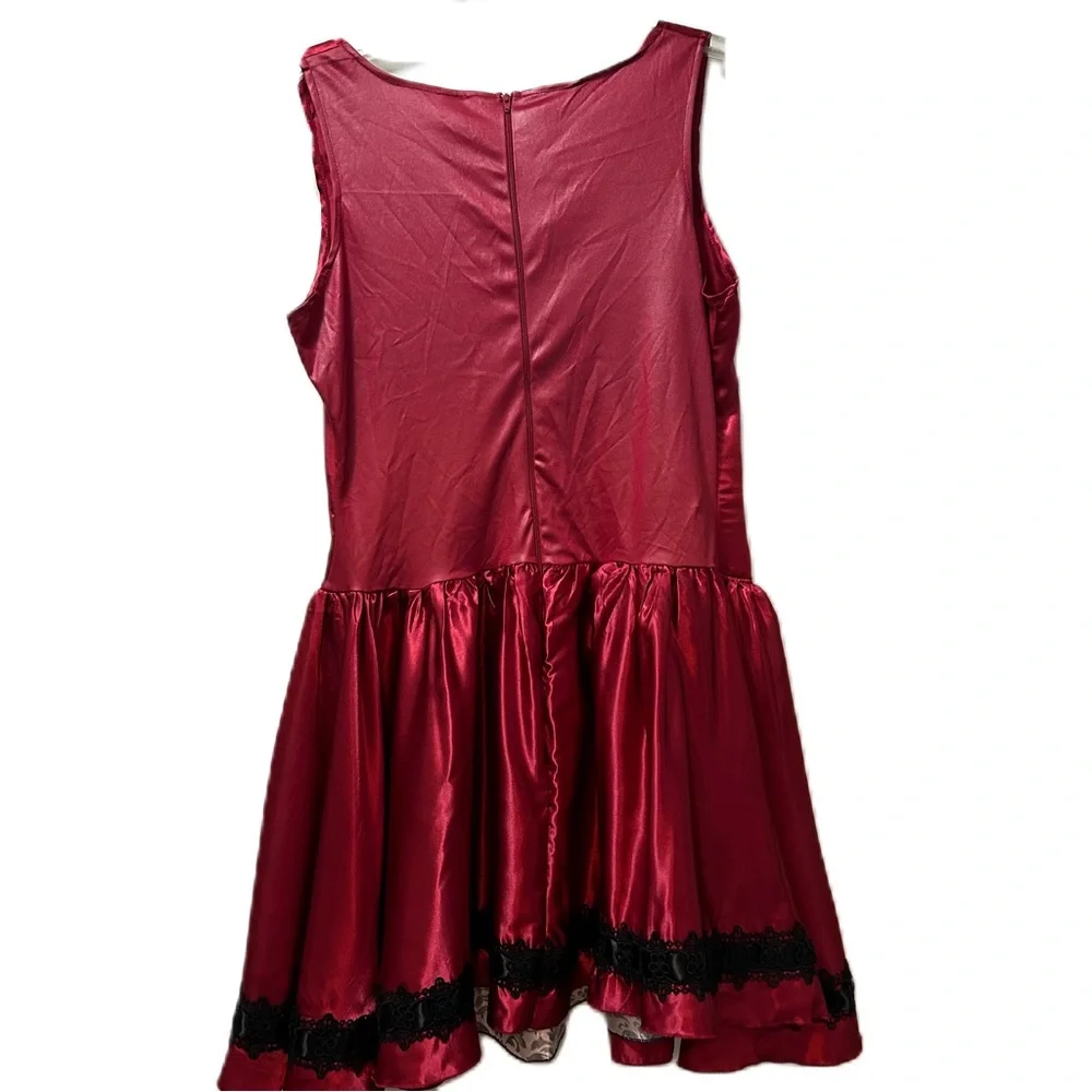 Spirit Halloween Adult Gothic Red Riding Hood Costume • Size Large